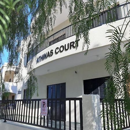 Athinas Court Paphos Exterior foto